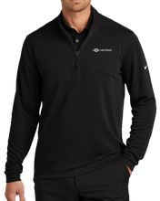 PRE-ORDER – Nike Textured 1/2-Zip Performance Pullover